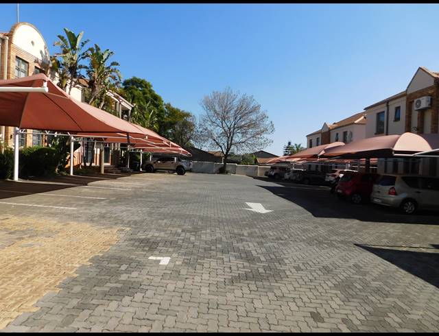 120M² OFFICE TO LET IN ROBINDALE